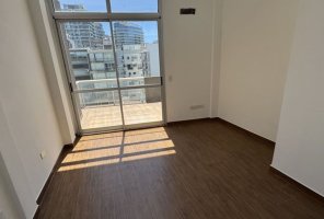 2-room Apartment for Rent on V. Lopez, no expenses, optional parking.