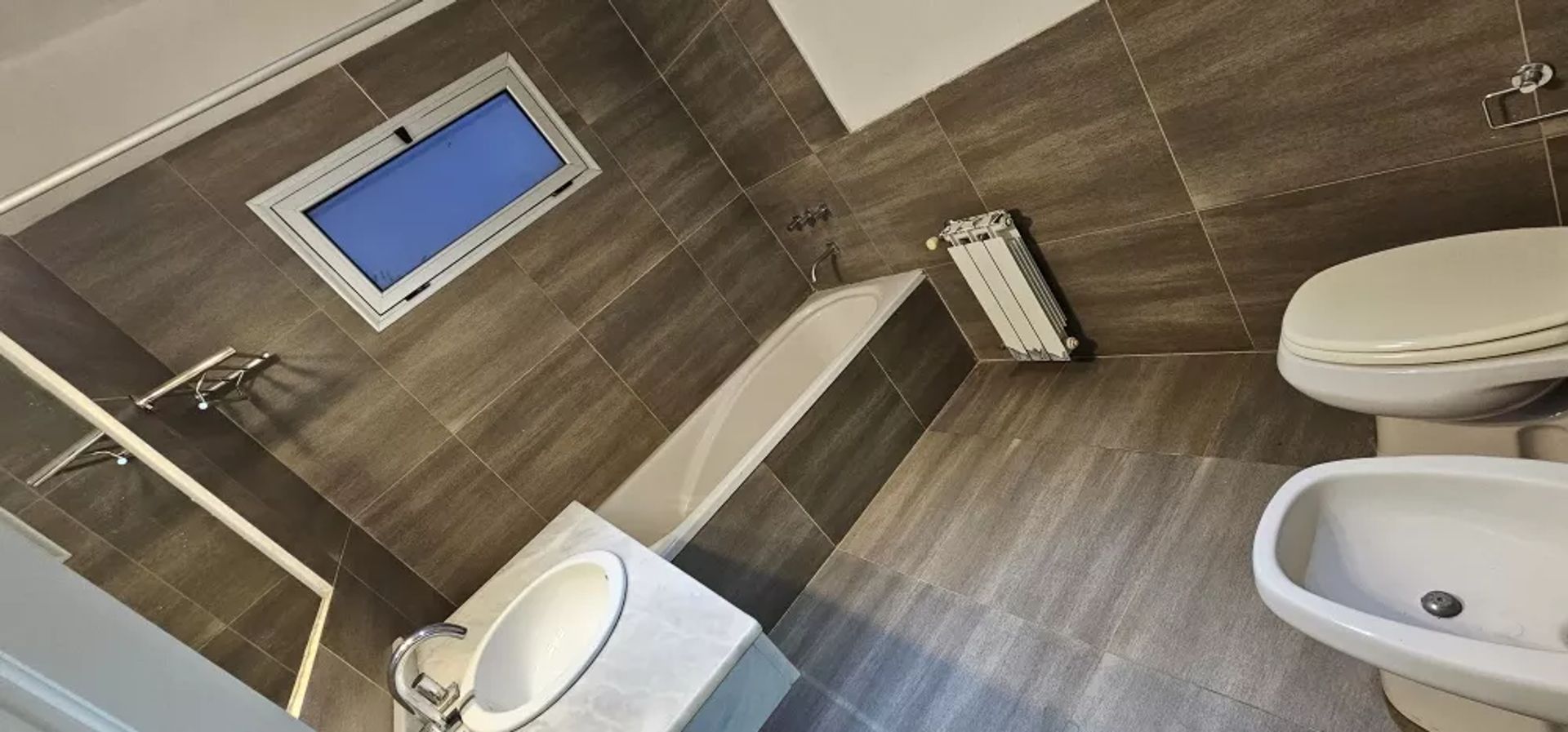 Venta Casa 6 amb. Barrio Santa Catalina Benavidez