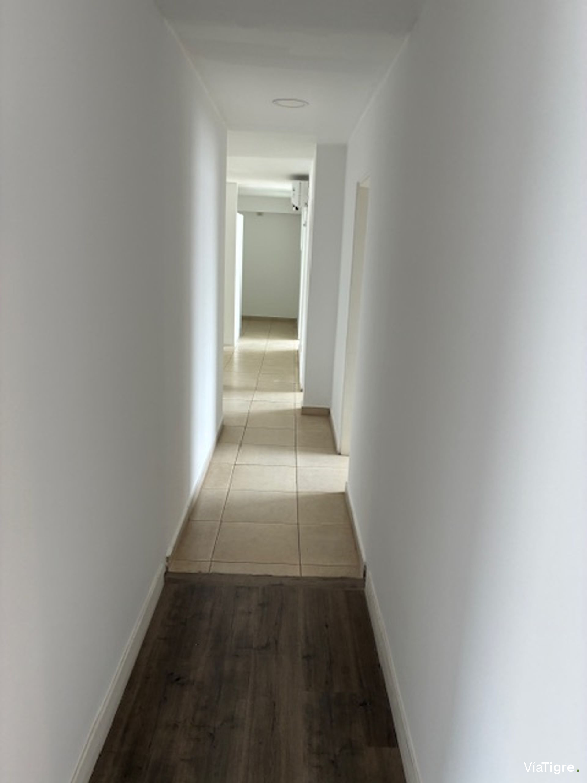 Oficina Venta San Isidro Centro 180m2-Balcón+Coche