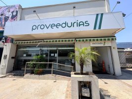 Commercial spaces for sale with parking in front of UNICENTER