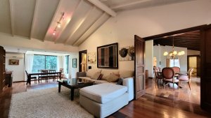 5-room house for sale in Las Lomas de San Isidro – credit available