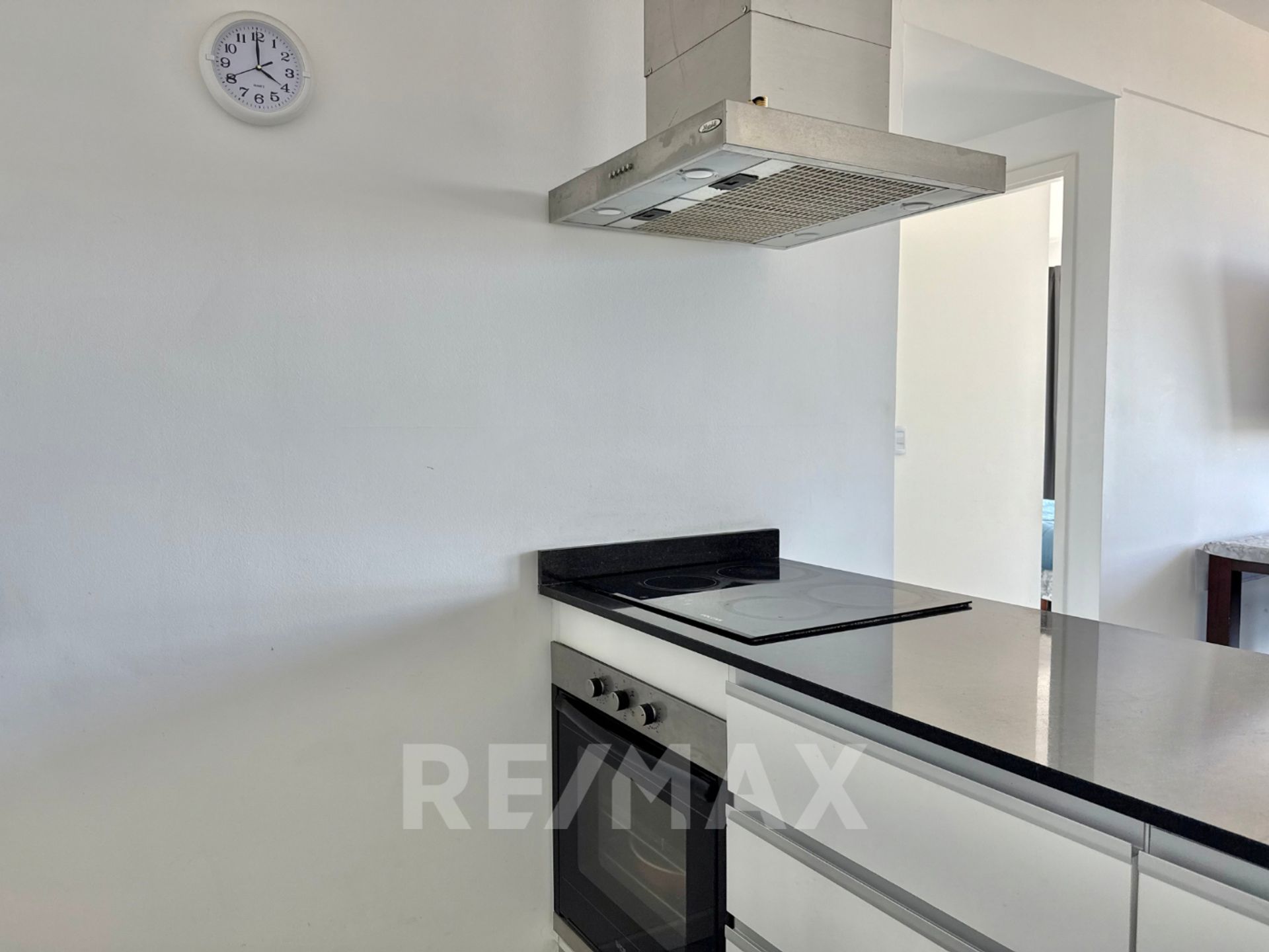 Venta depto 2 amb c/doble cochera - Brickell Tigre
