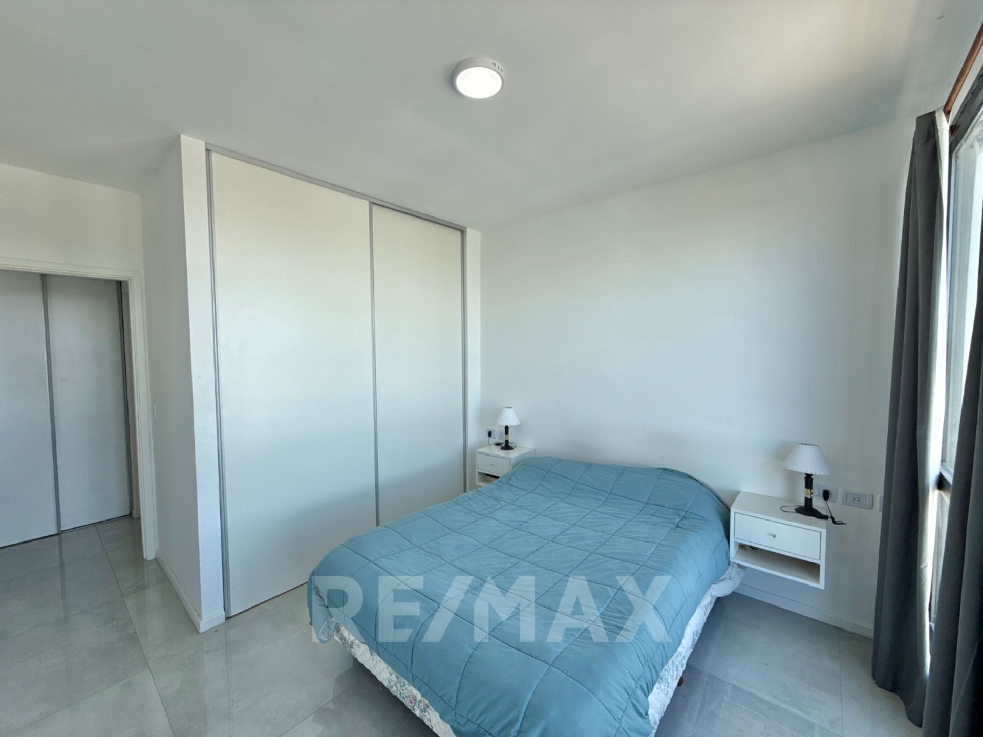 Venta depto 2 amb c/doble cochera - Brickell Tigre
