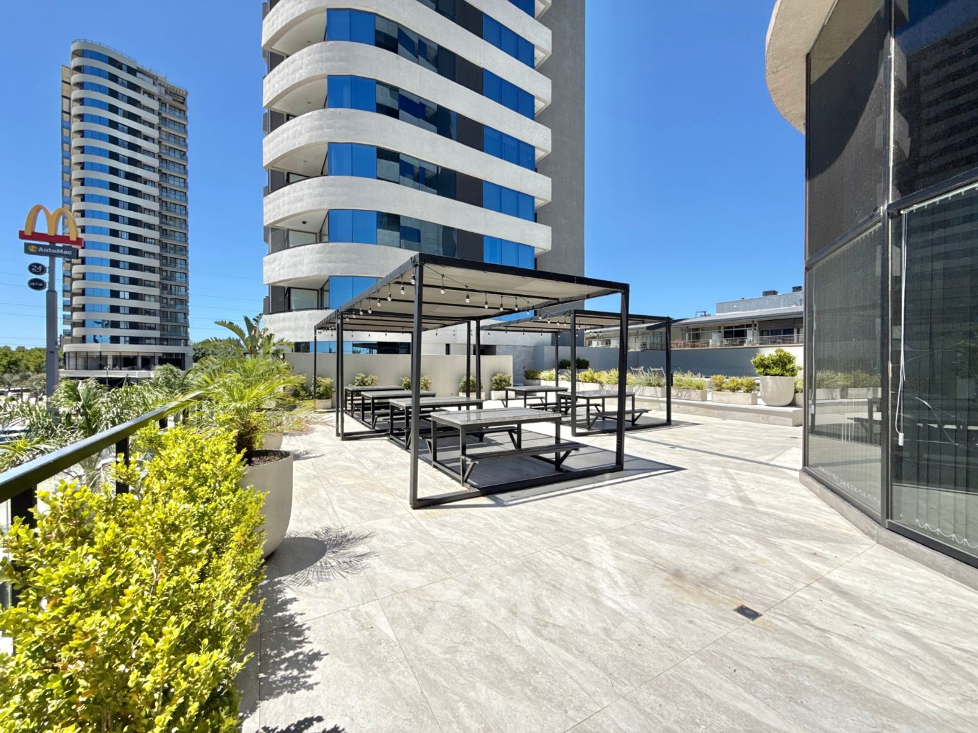 Venta depto 2 amb c/doble cochera - Brickell Tigre