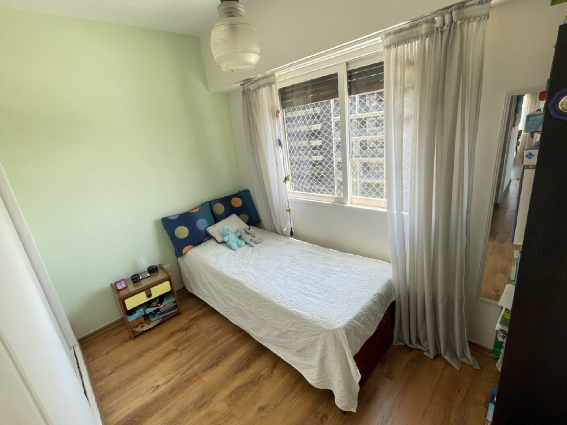 Venta Dpto 4 Amb Con Cochera. Vista Al Rio Olivos