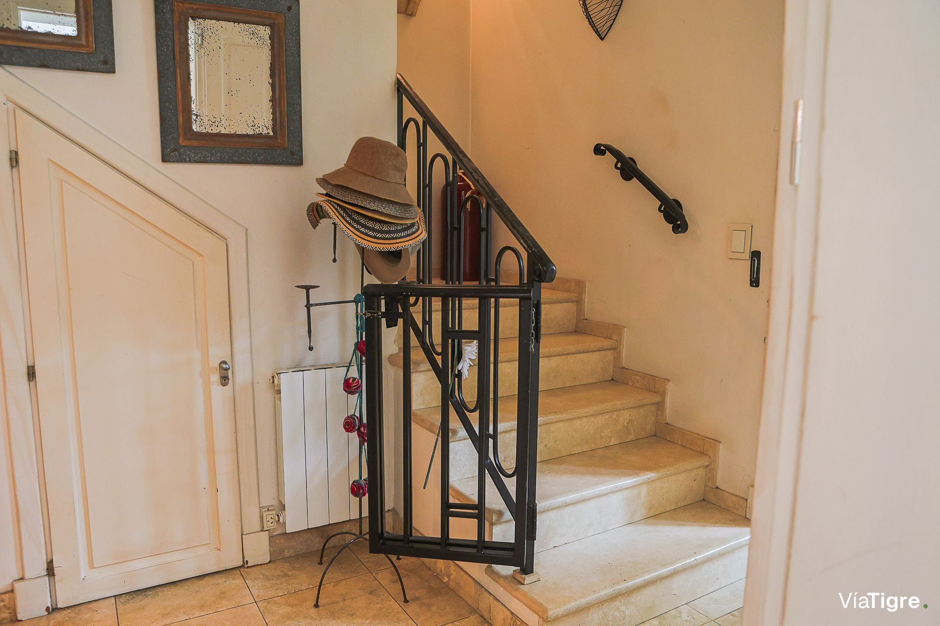 Venta Bajo Olivos Casa 4 Amb Jardin Quincho Pileta