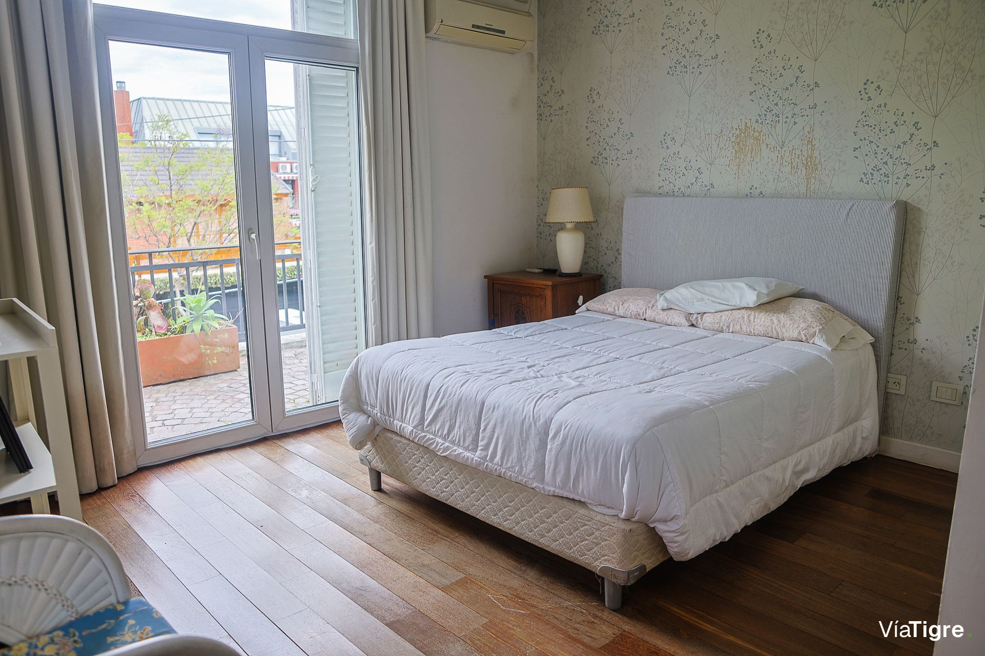 Venta Bajo Olivos Casa 4 Amb Jardin Quincho Pileta
