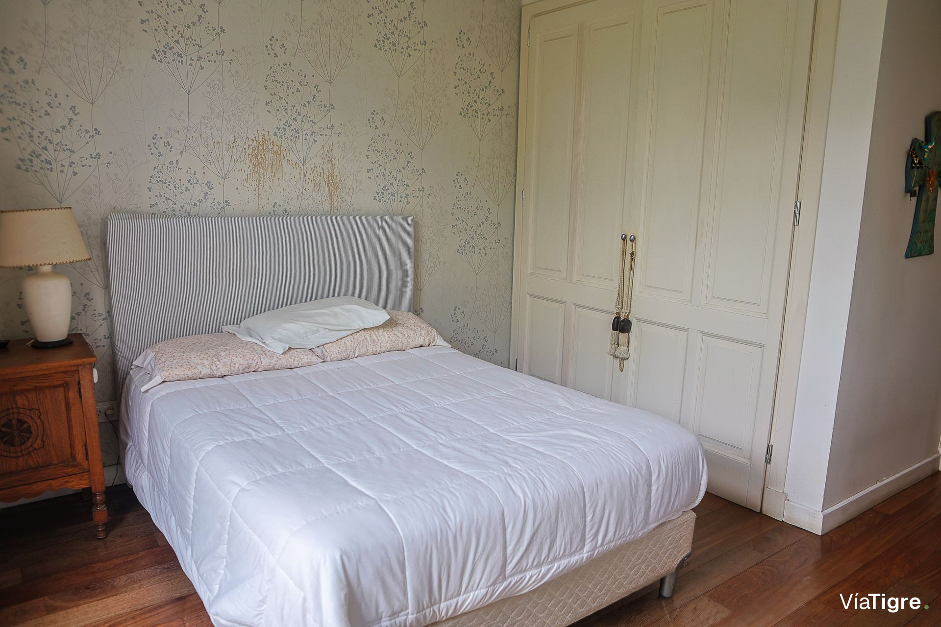 Venta Bajo Olivos Casa 4 Amb Jardin Quincho Pileta
