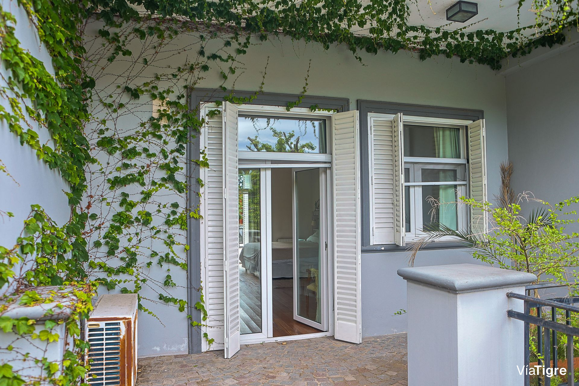Venta Bajo Olivos Casa 4 Amb Jardin Quincho Pileta