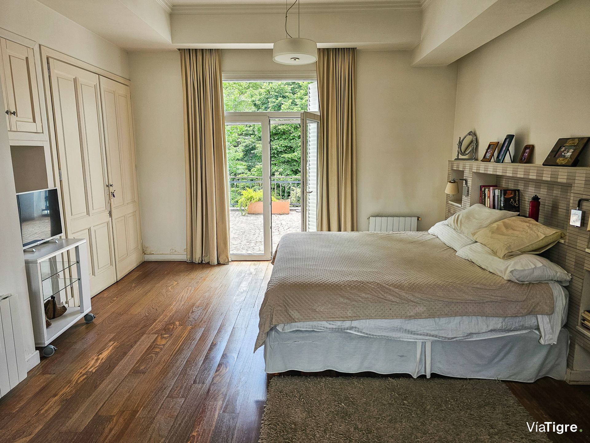 Venta Bajo Olivos Casa 4 Amb Jardin Quincho Pileta