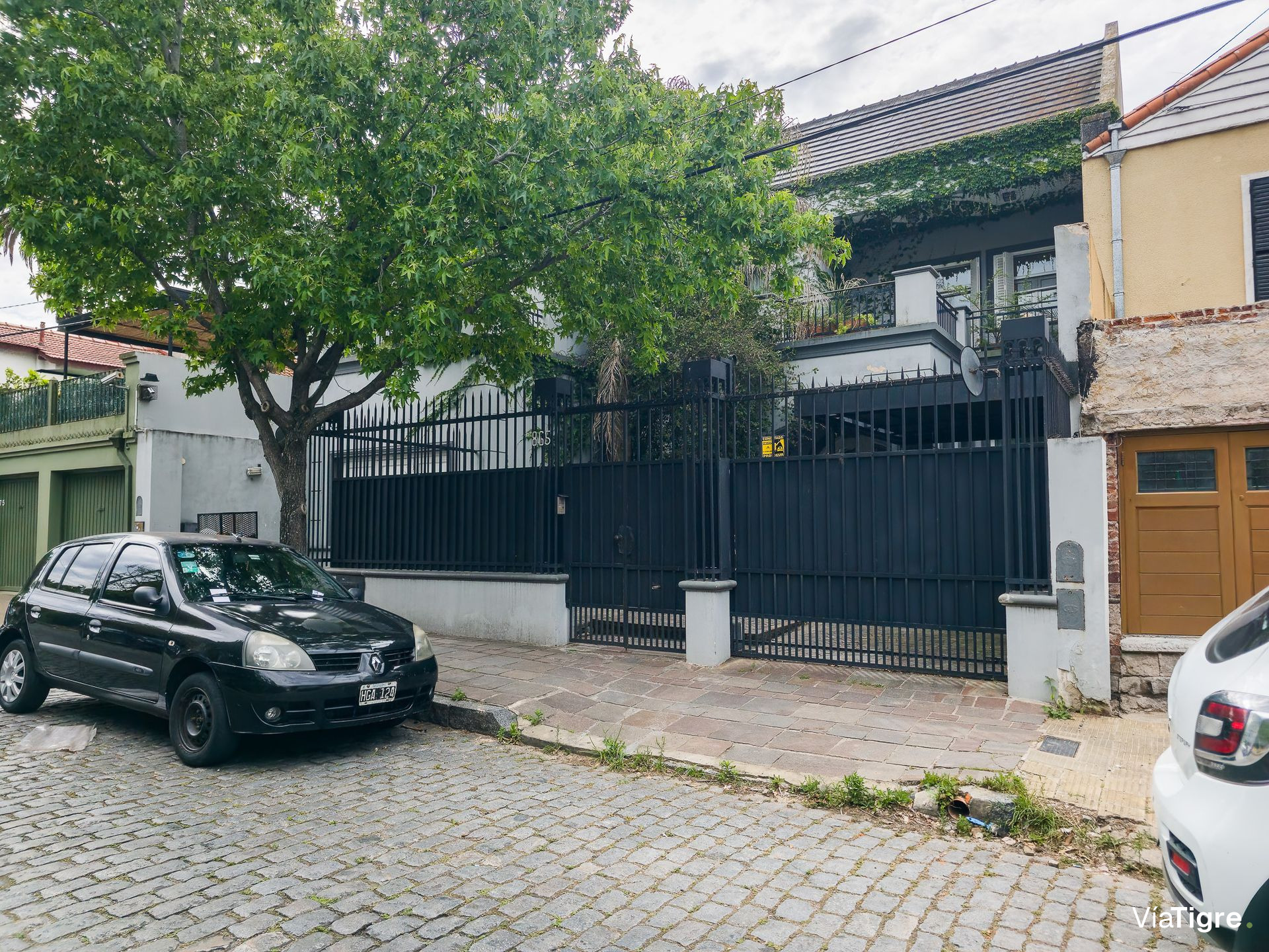 Venta Bajo Olivos Casa 4 Amb Jardin Quincho Pileta