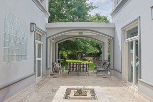 For Sale at Bajo Olivos: 4‑room house with garden, pavilion, pool