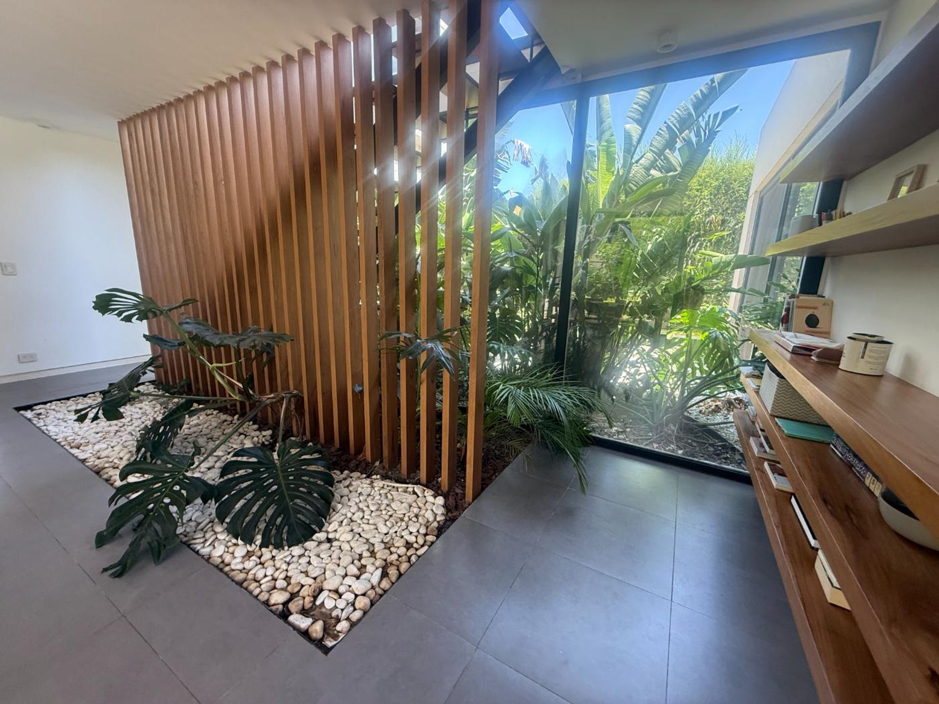 VENTA Casa 6 amb. MODERNA, LOTE INTERNO, 322MTS!!