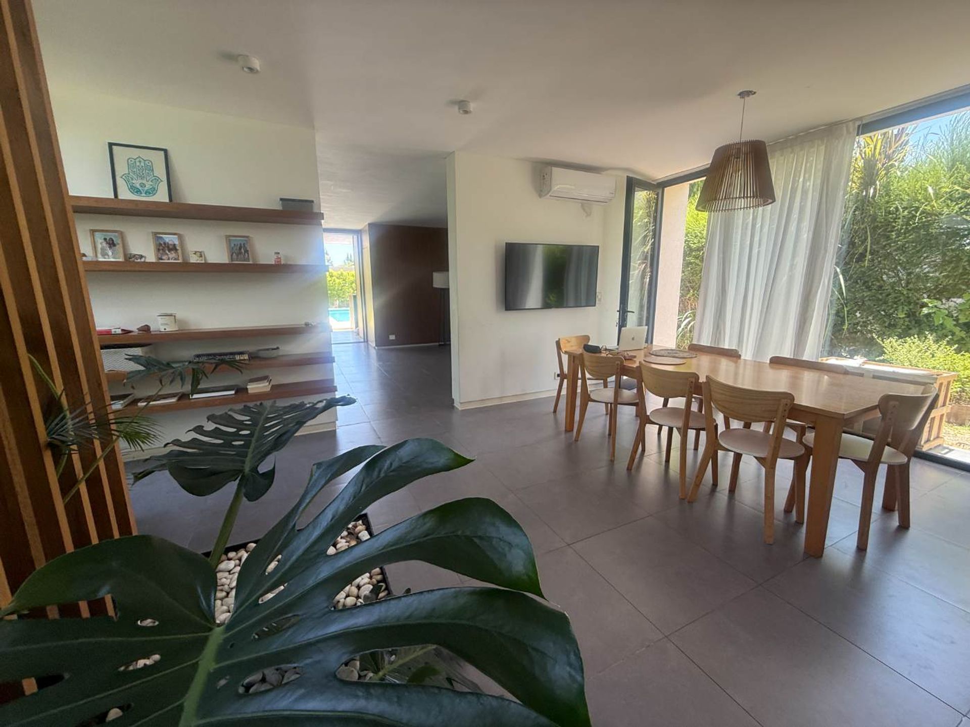 VENTA Casa 6 amb. MODERNA, LOTE INTERNO, 322MTS!!