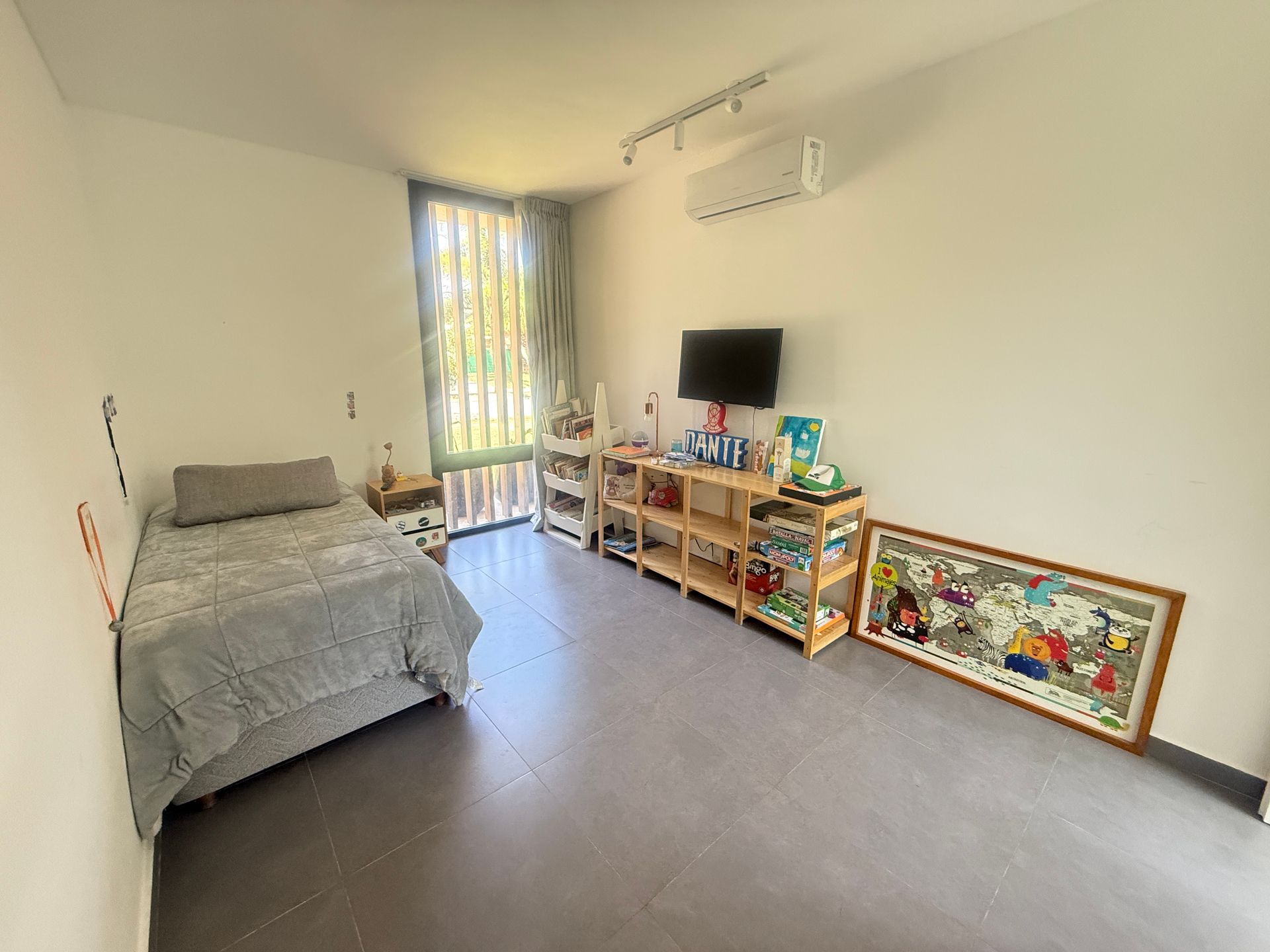 VENTA Casa 6 amb. MODERNA, LOTE INTERNO, 322MTS!!