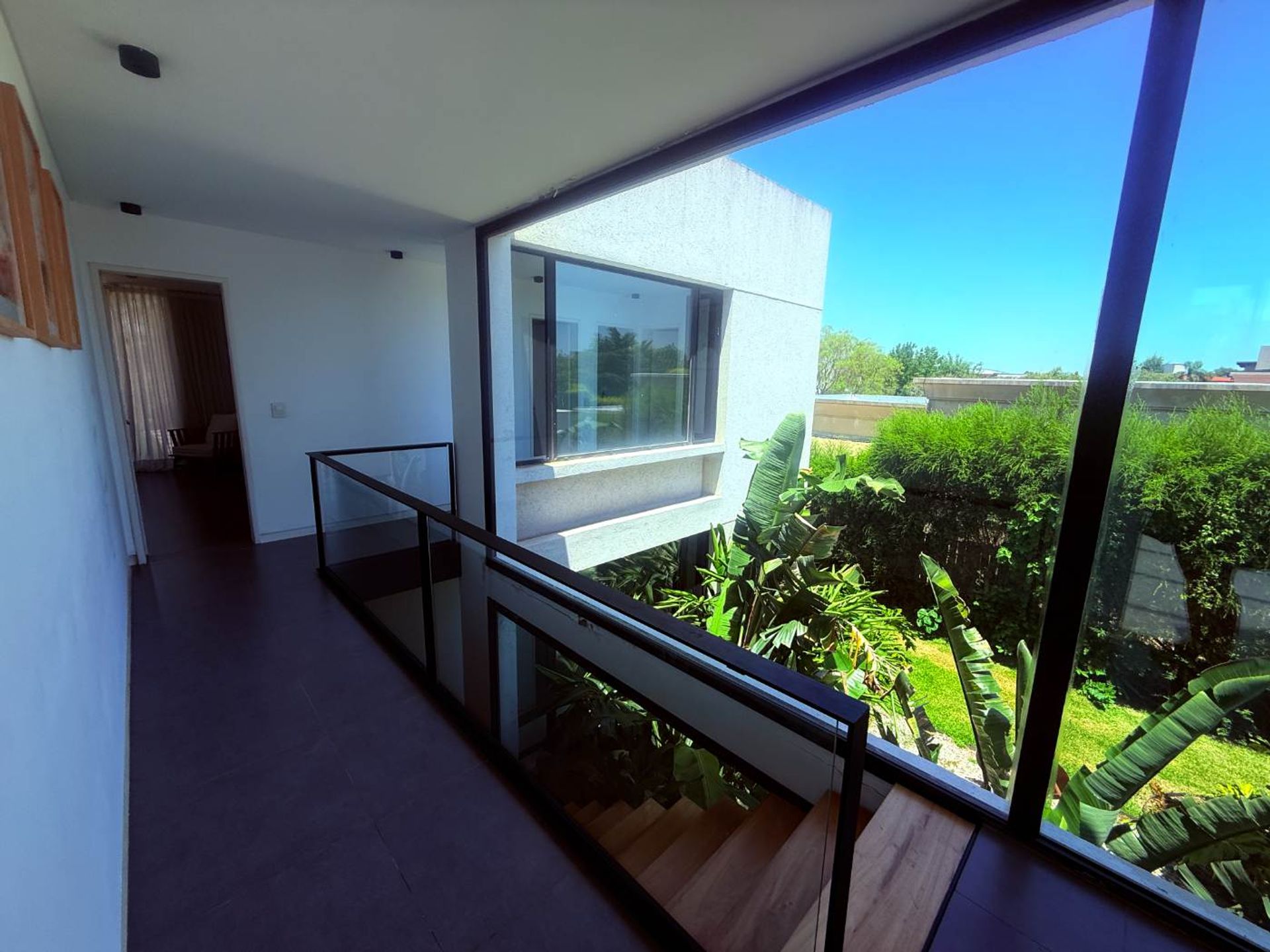 VENTA Casa 6 amb. MODERNA, LOTE INTERNO, 322MTS!!