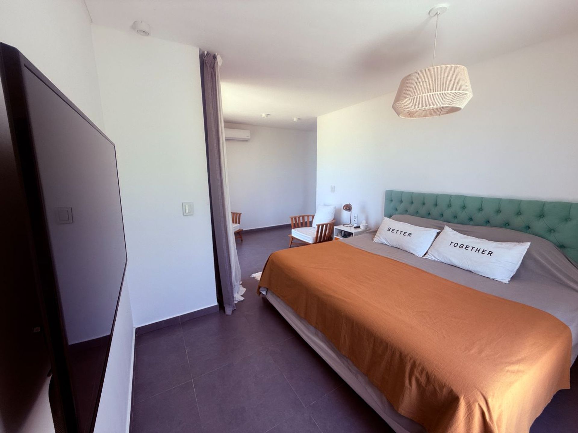 VENTA Casa 6 amb. MODERNA, LOTE INTERNO, 322MTS!!