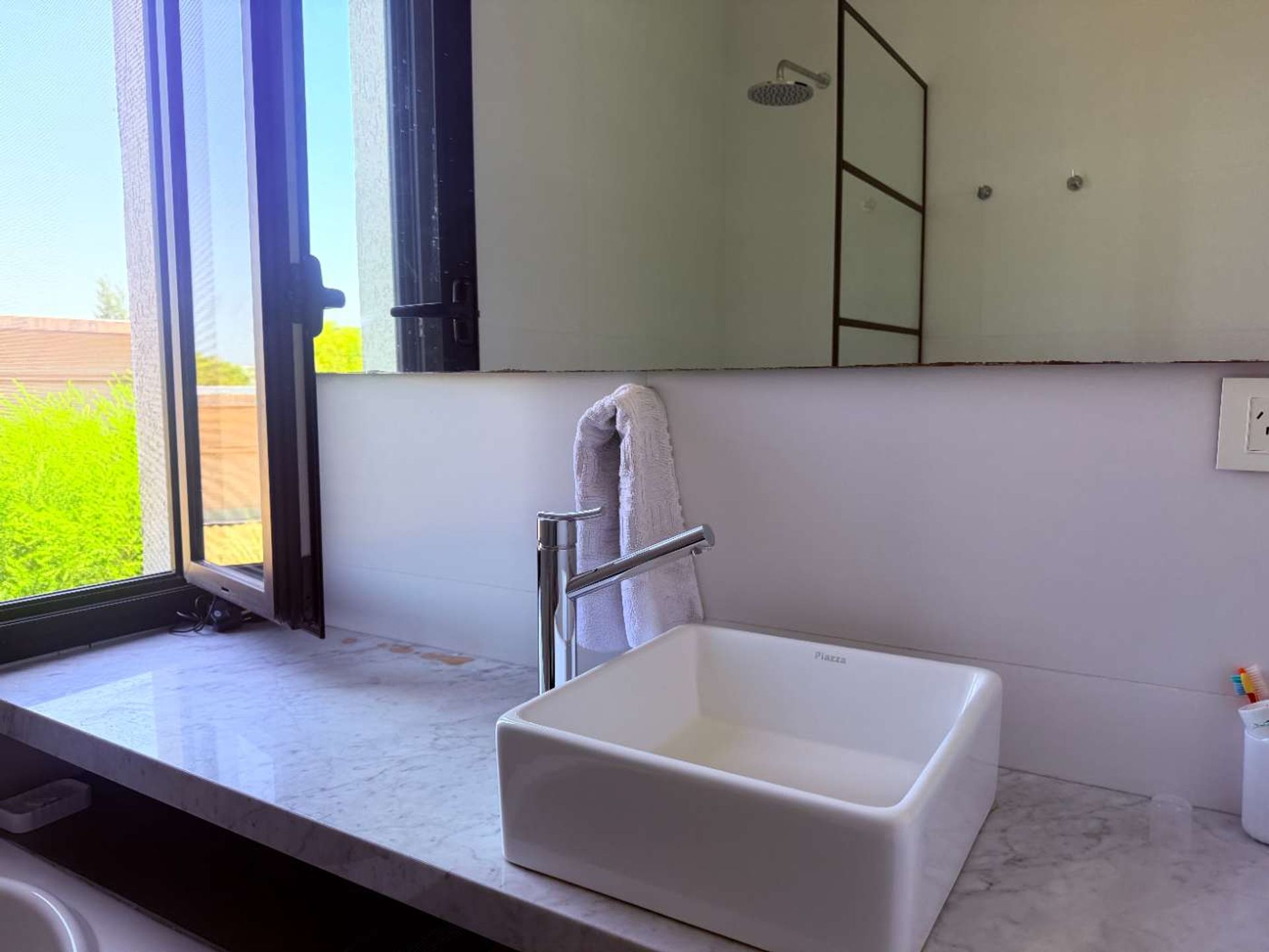 VENTA Casa 6 amb. MODERNA, LOTE INTERNO, 322MTS!!