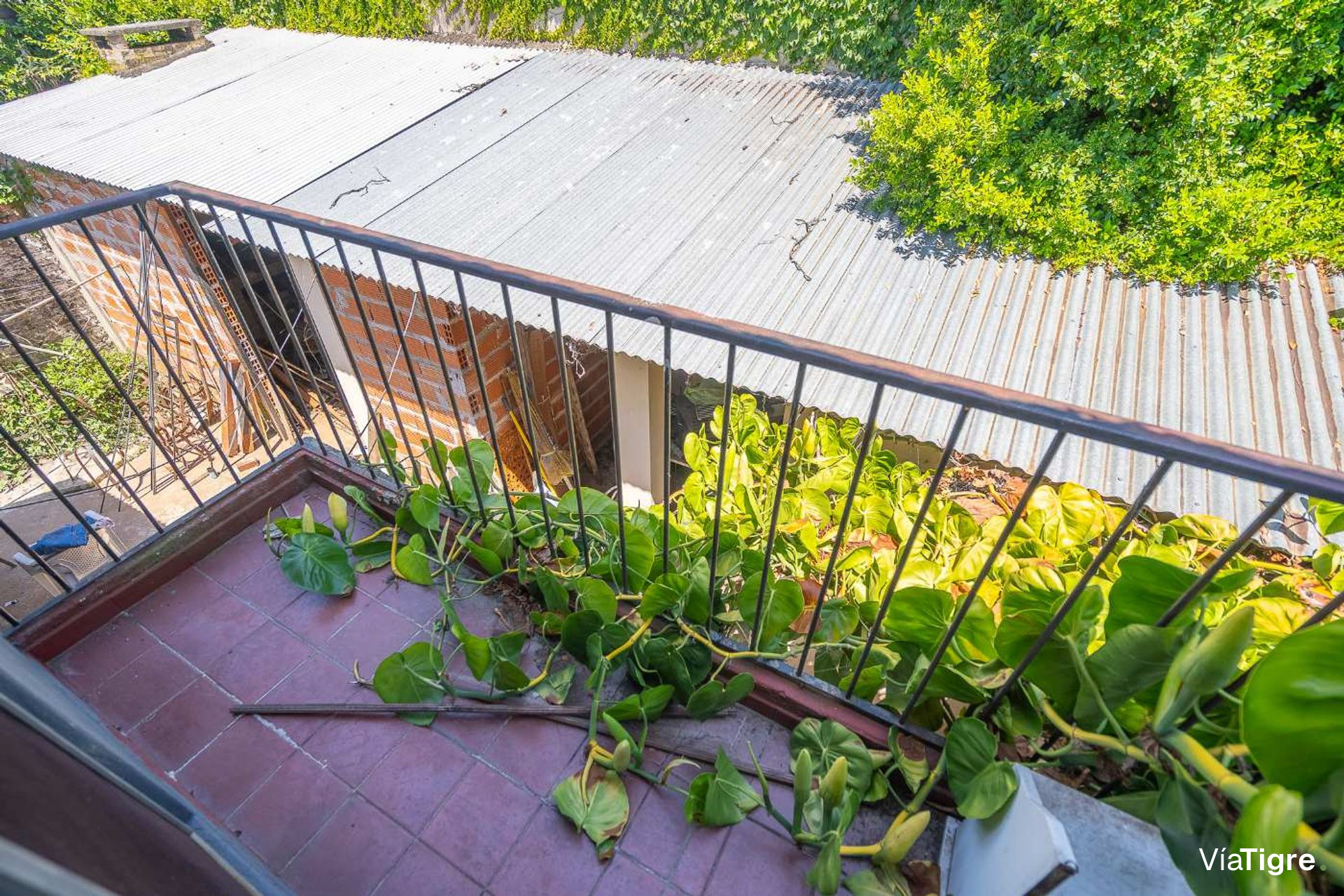 Venta Lote Con Casa A Refaccionar B. San Isidro