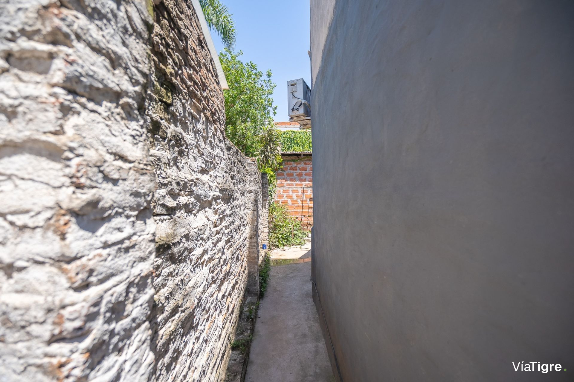 Venta Lote Con Casa A Refaccionar B. San Isidro
