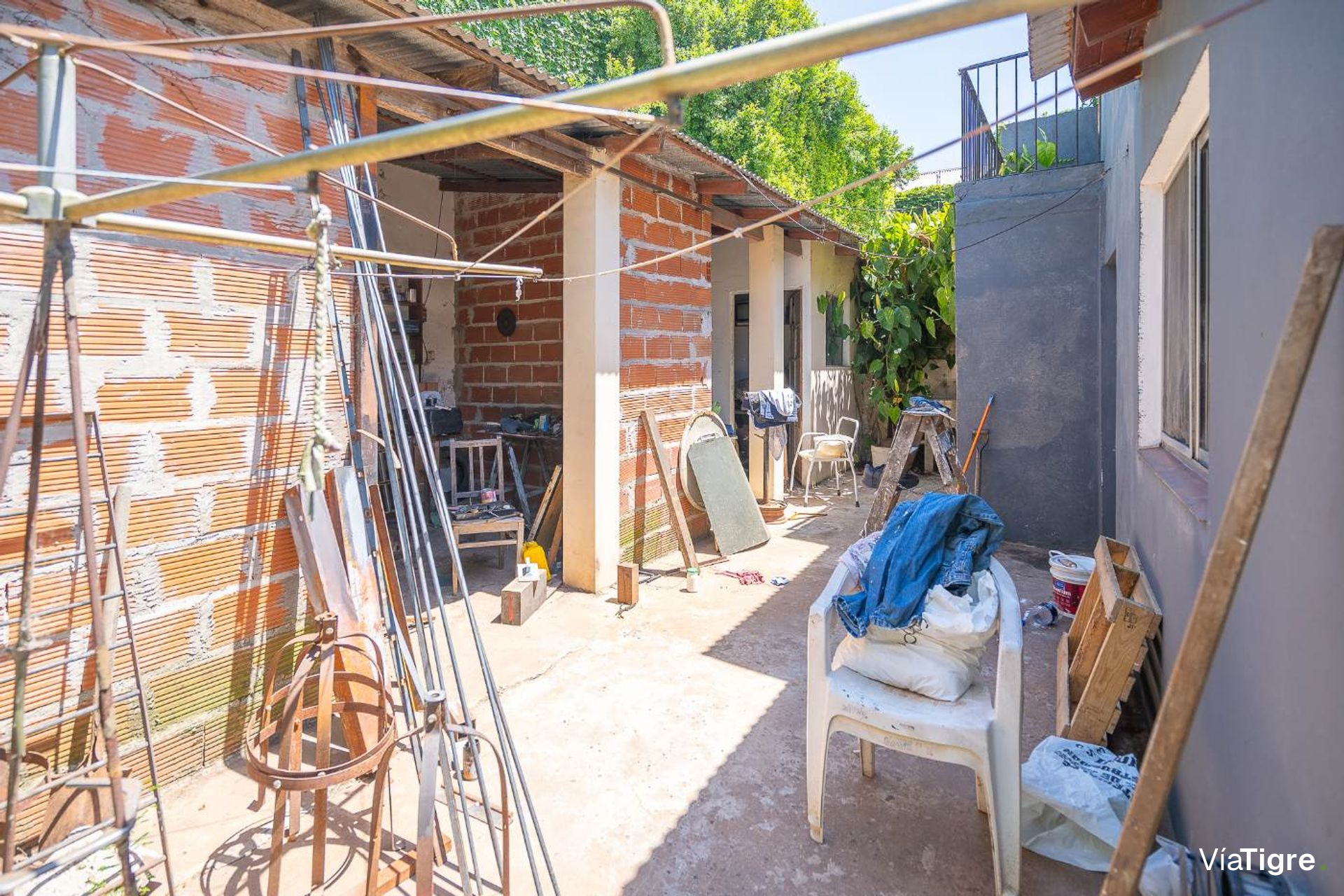 Venta Lote Con Casa A Refaccionar B. San Isidro
