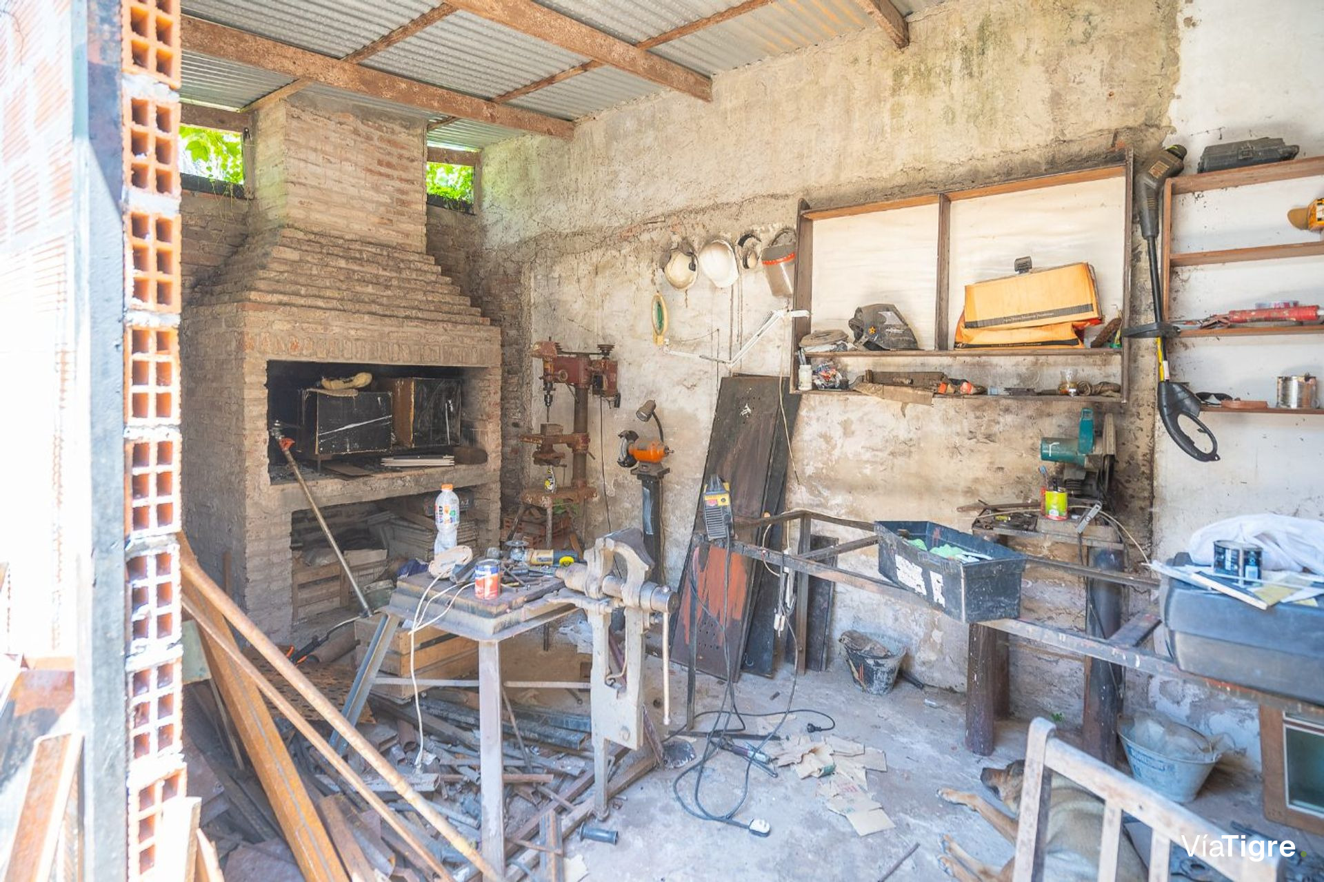 Venta Lote Con Casa A Refaccionar B. San Isidro