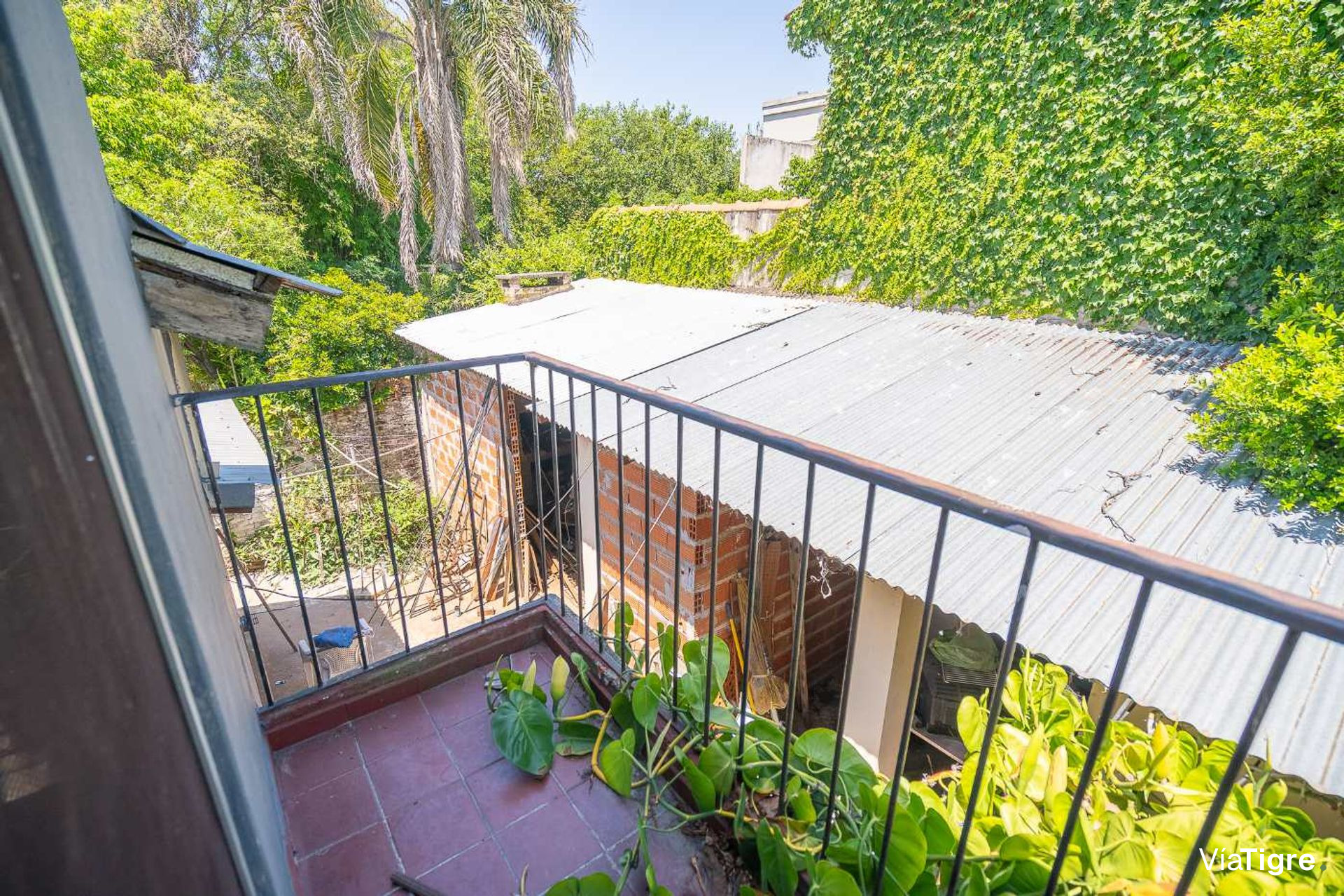 Venta Lote Con Casa A Refaccionar B. San Isidro