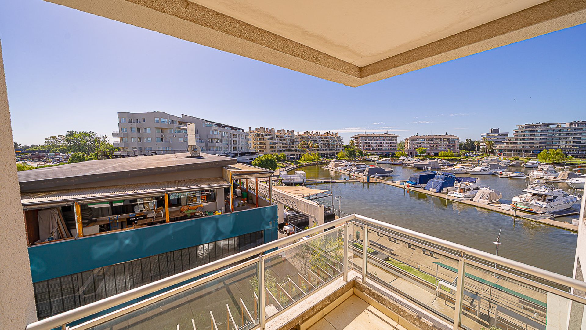 Apartment 2 Rooms Nordelta Balcony Garage View