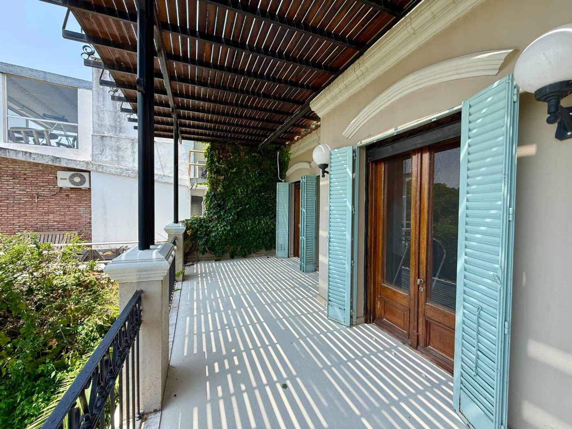 Venta Casa Punta Chica Con Vista Al Rio