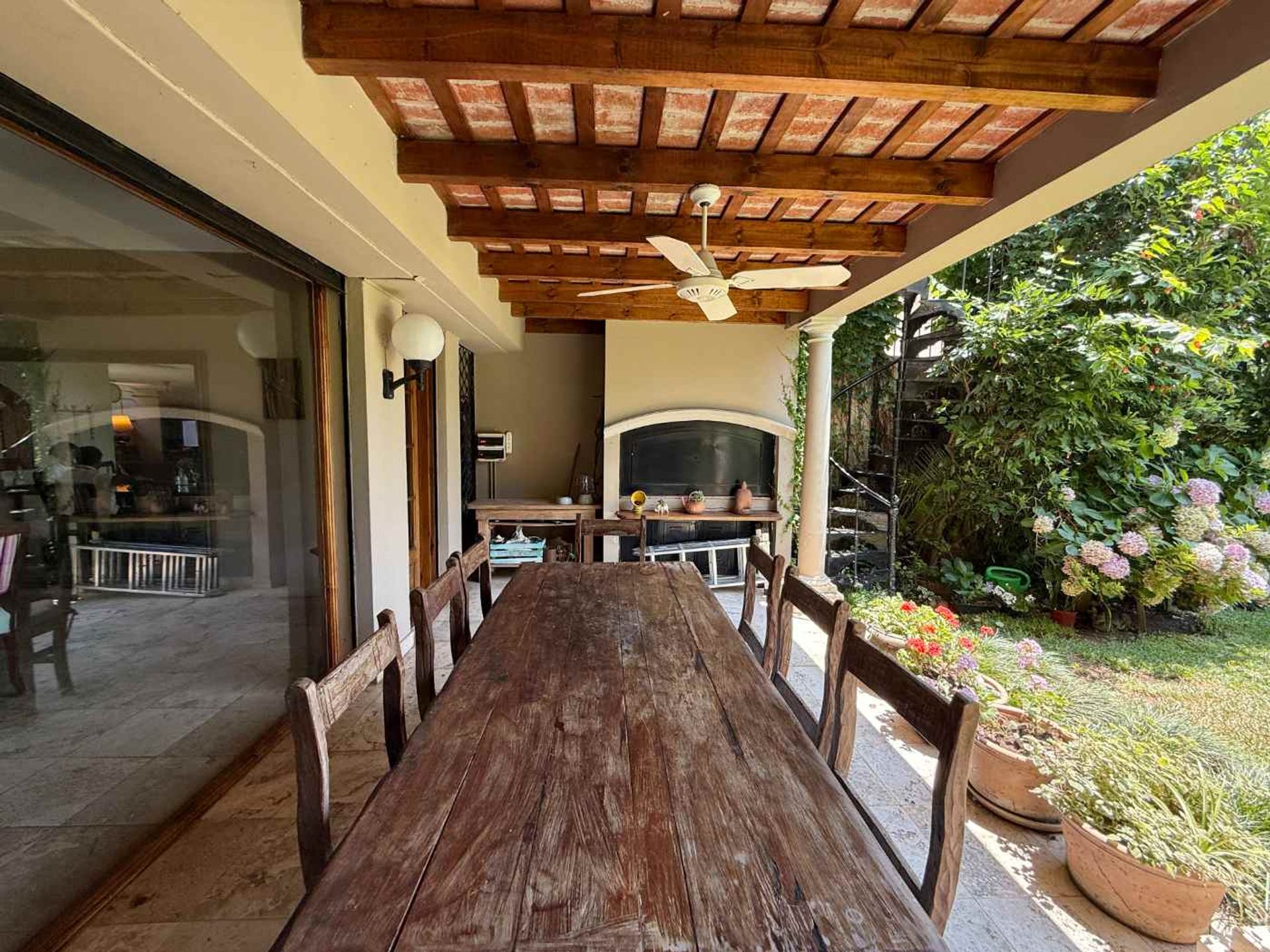 Venta Casa Punta Chica Con Vista Al Rio