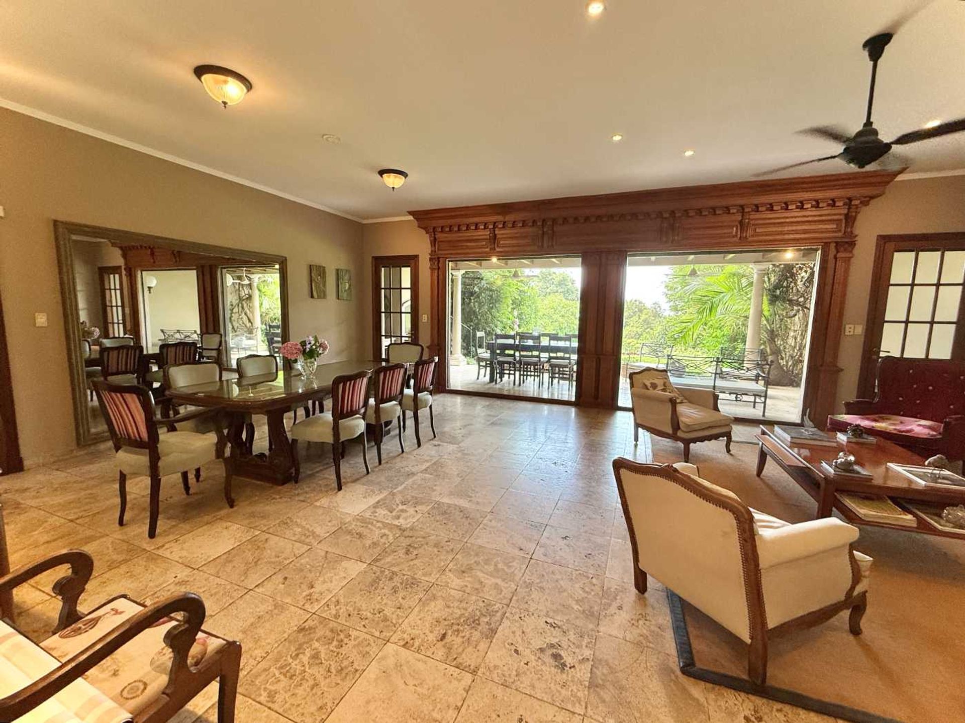 Venta Casa Punta Chica Con Vista Al Rio