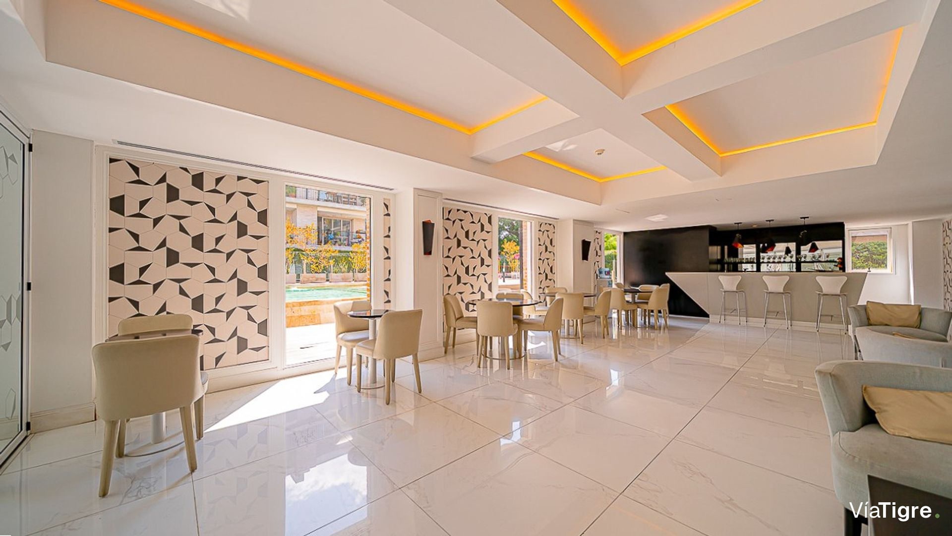 Venta Depto 4 Ambientes Pileta Cochera Gimnasio