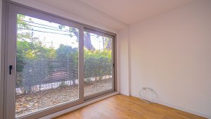 4-Room Apartment with Pool, Garage, Gym