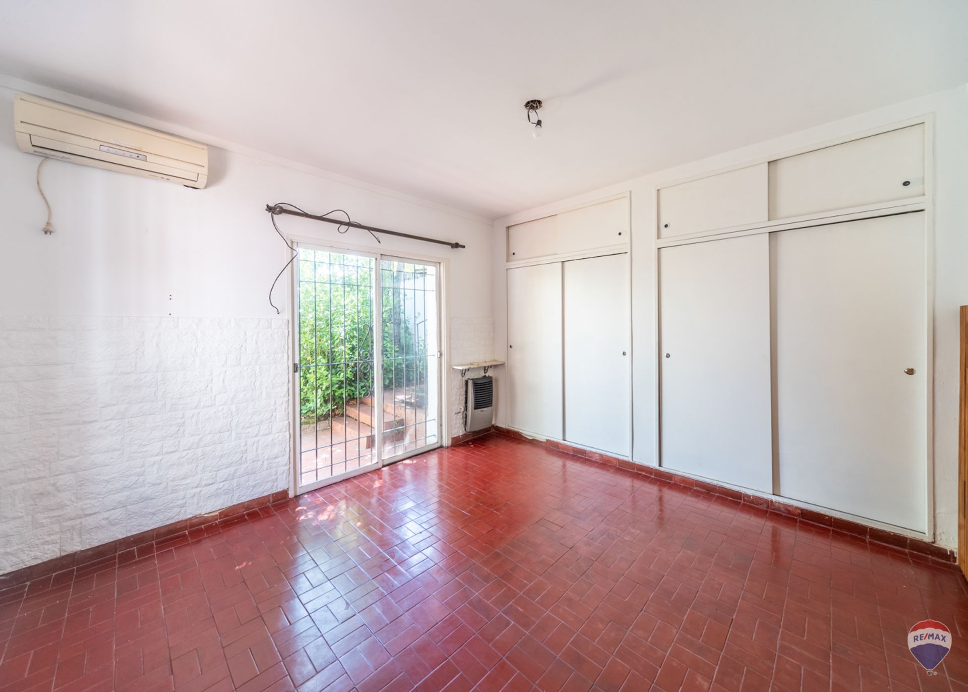 Casa 3 Ambientes Con Quincho, Parque Y Pileta