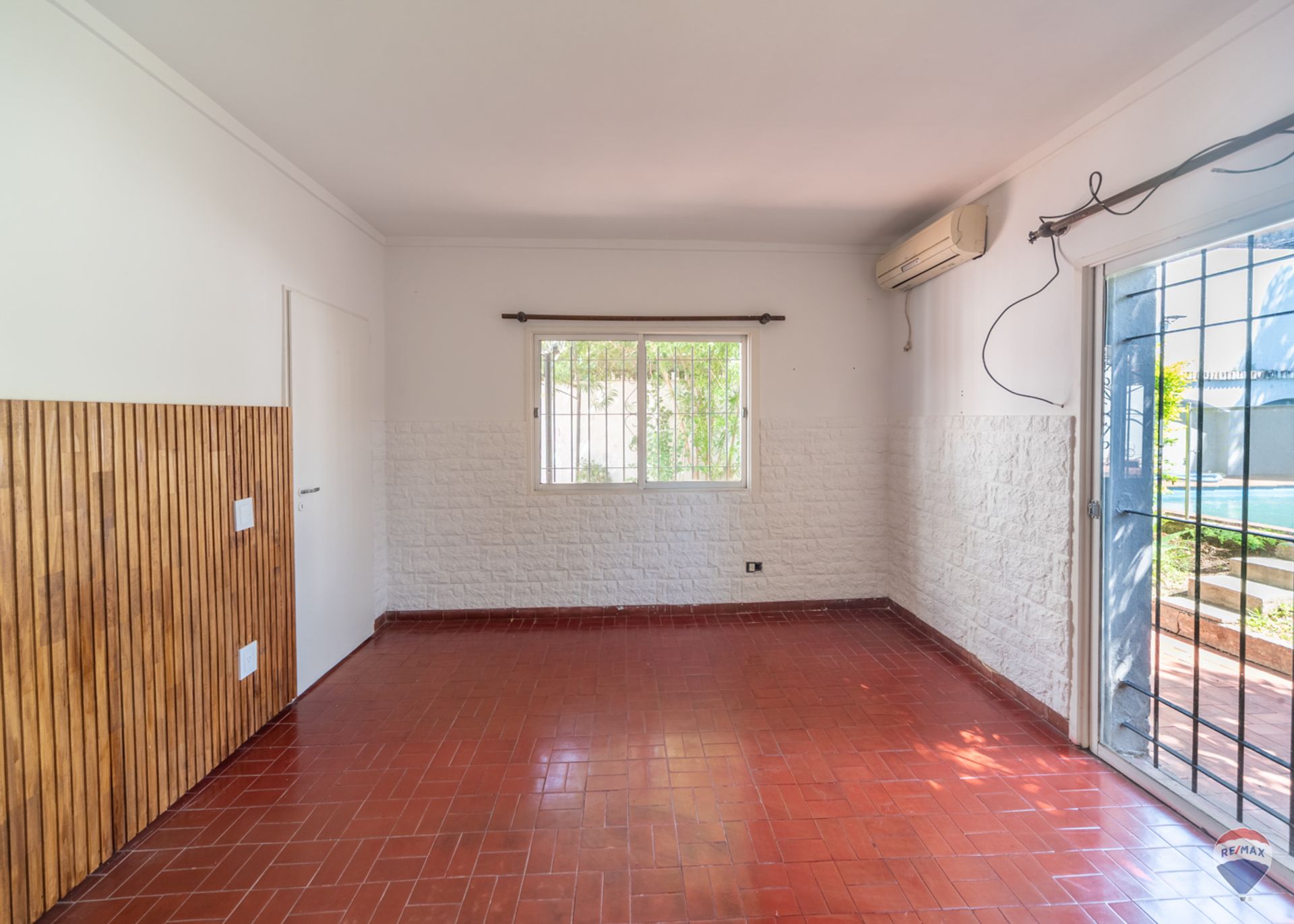 Casa 3 Ambientes Con Quincho, Parque Y Pileta