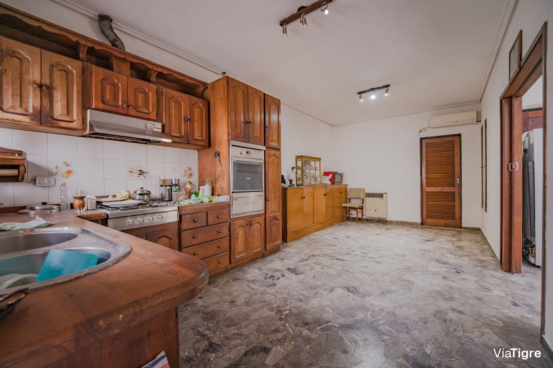 Venta Casa San Isidro-Permuta