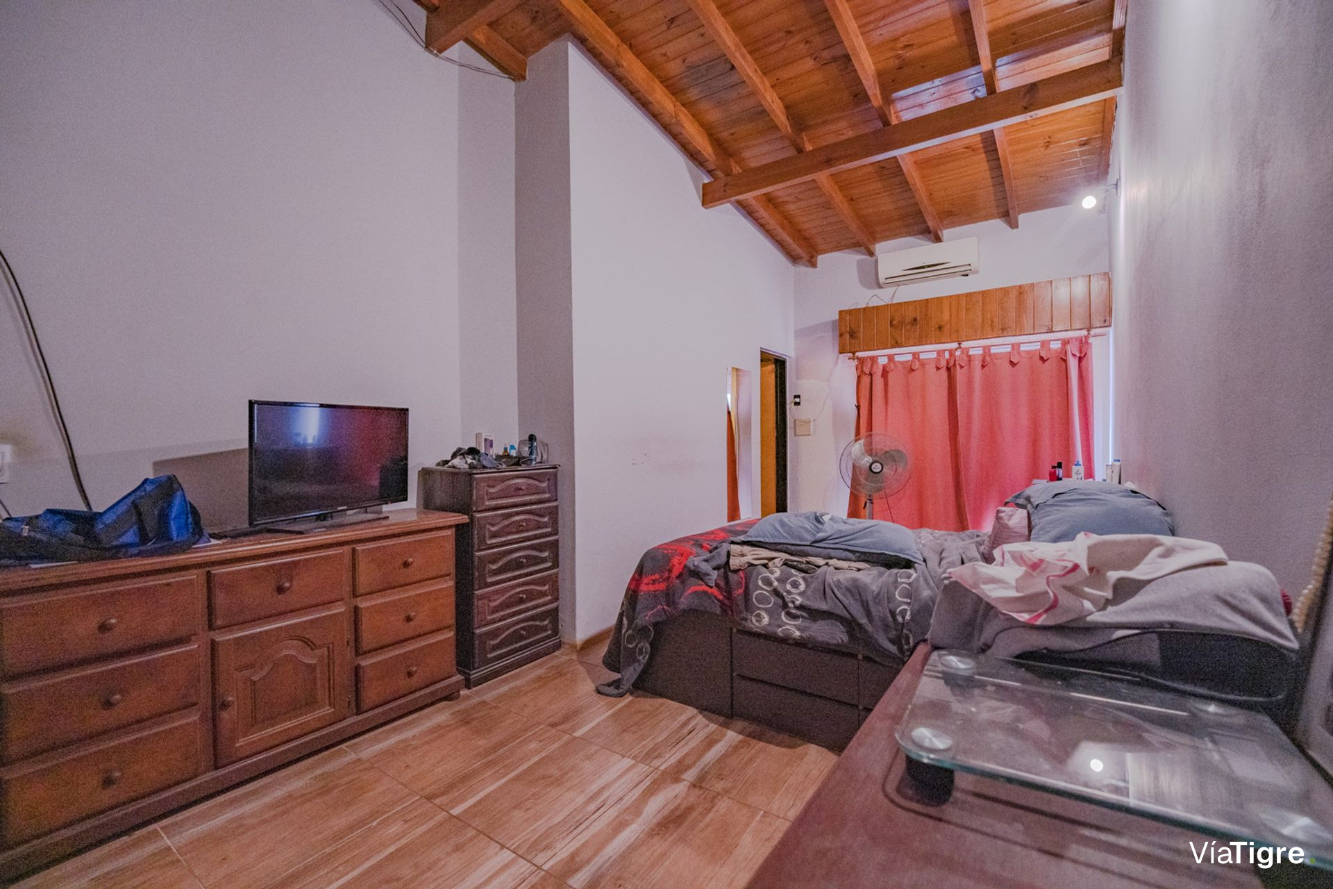 Venta Casa San Isidro-Permuta
