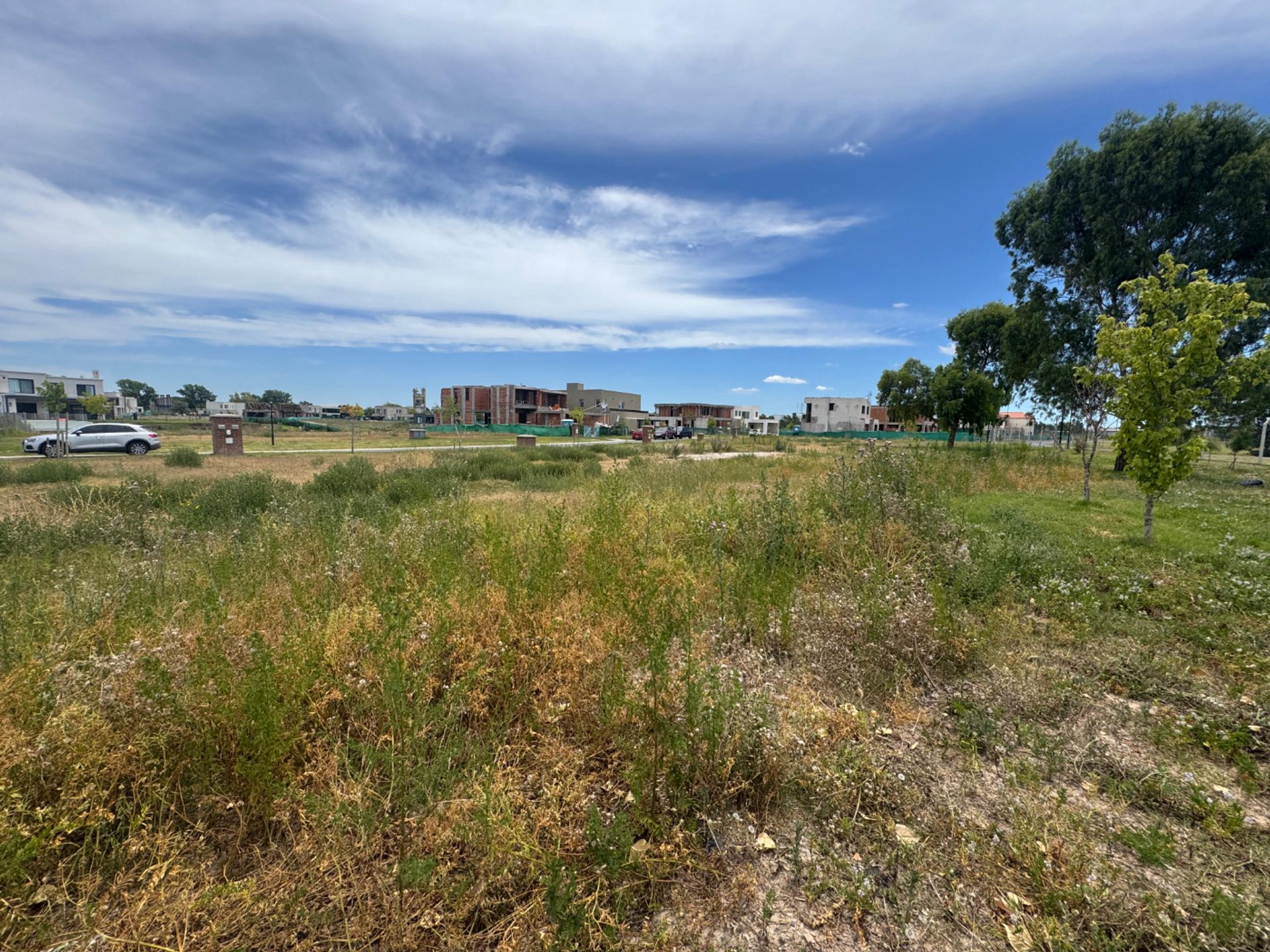 Lot for sale, San Fermín Gated Community 484 sq meters