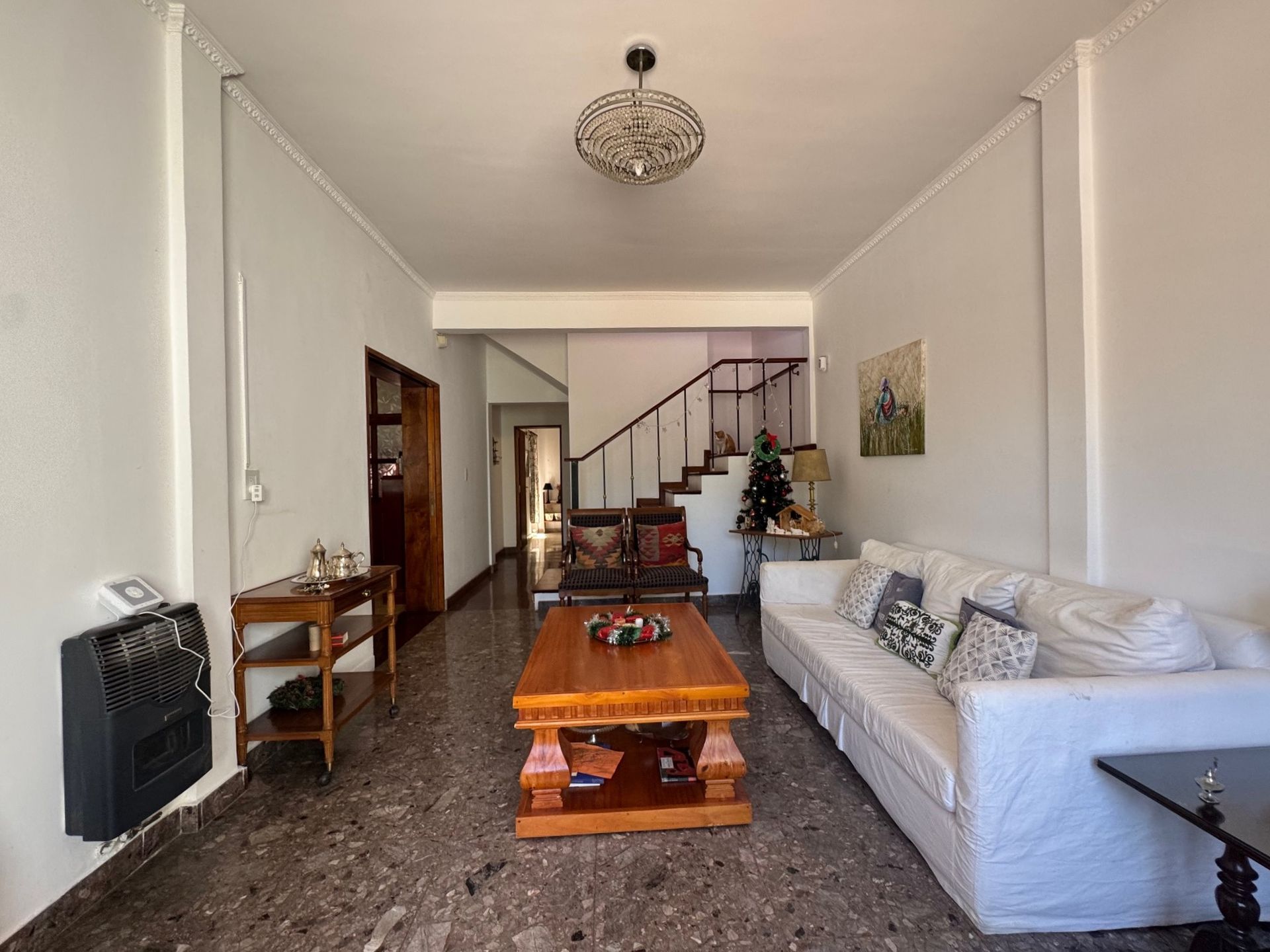 Casa en venta 4 dorm., pileta, jardín Don Torcuato