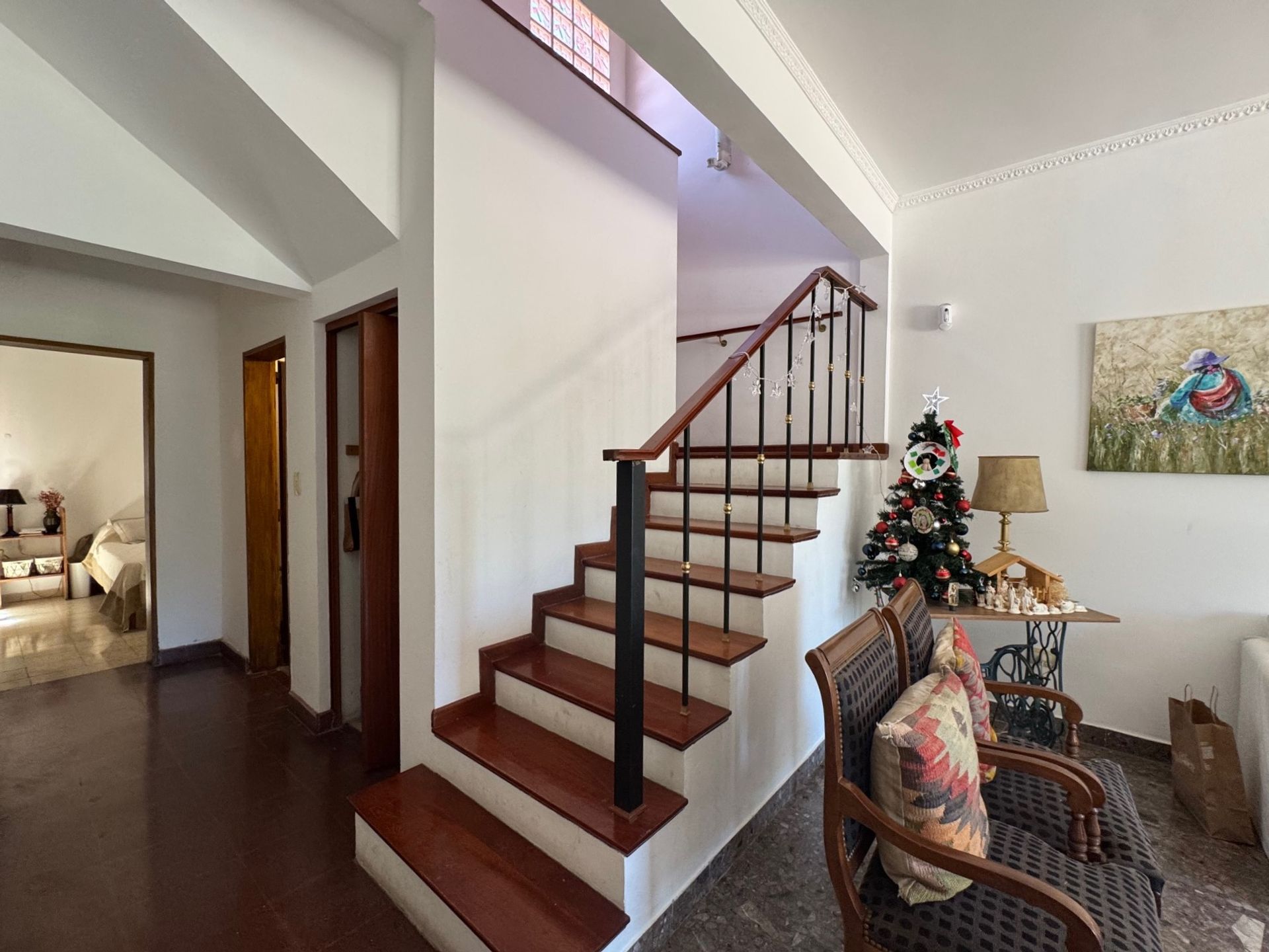 Casa en venta 4 dorm., pileta, jardín Don Torcuato