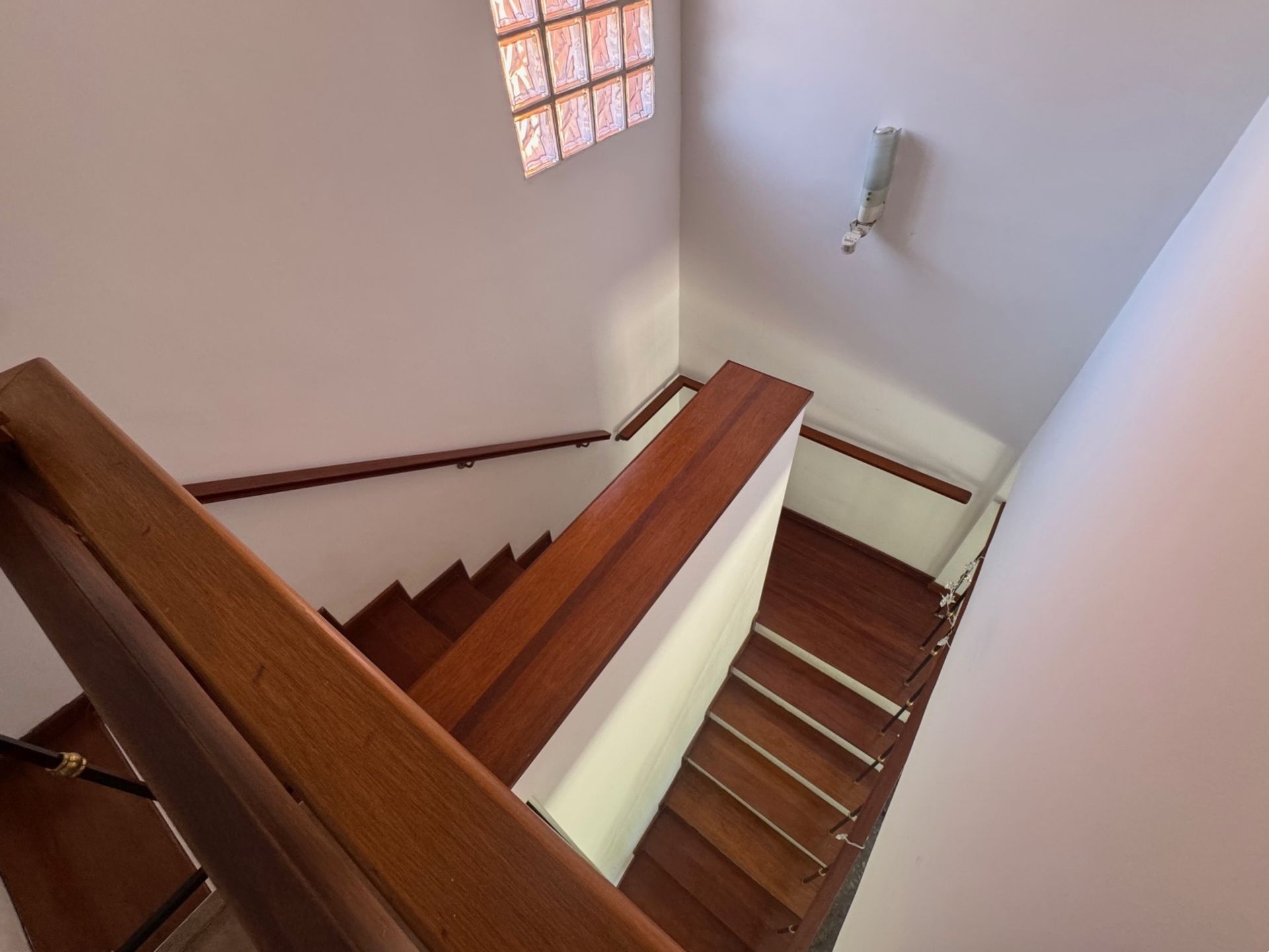 Casa en venta 4 dorm., pileta, jardín Don Torcuato