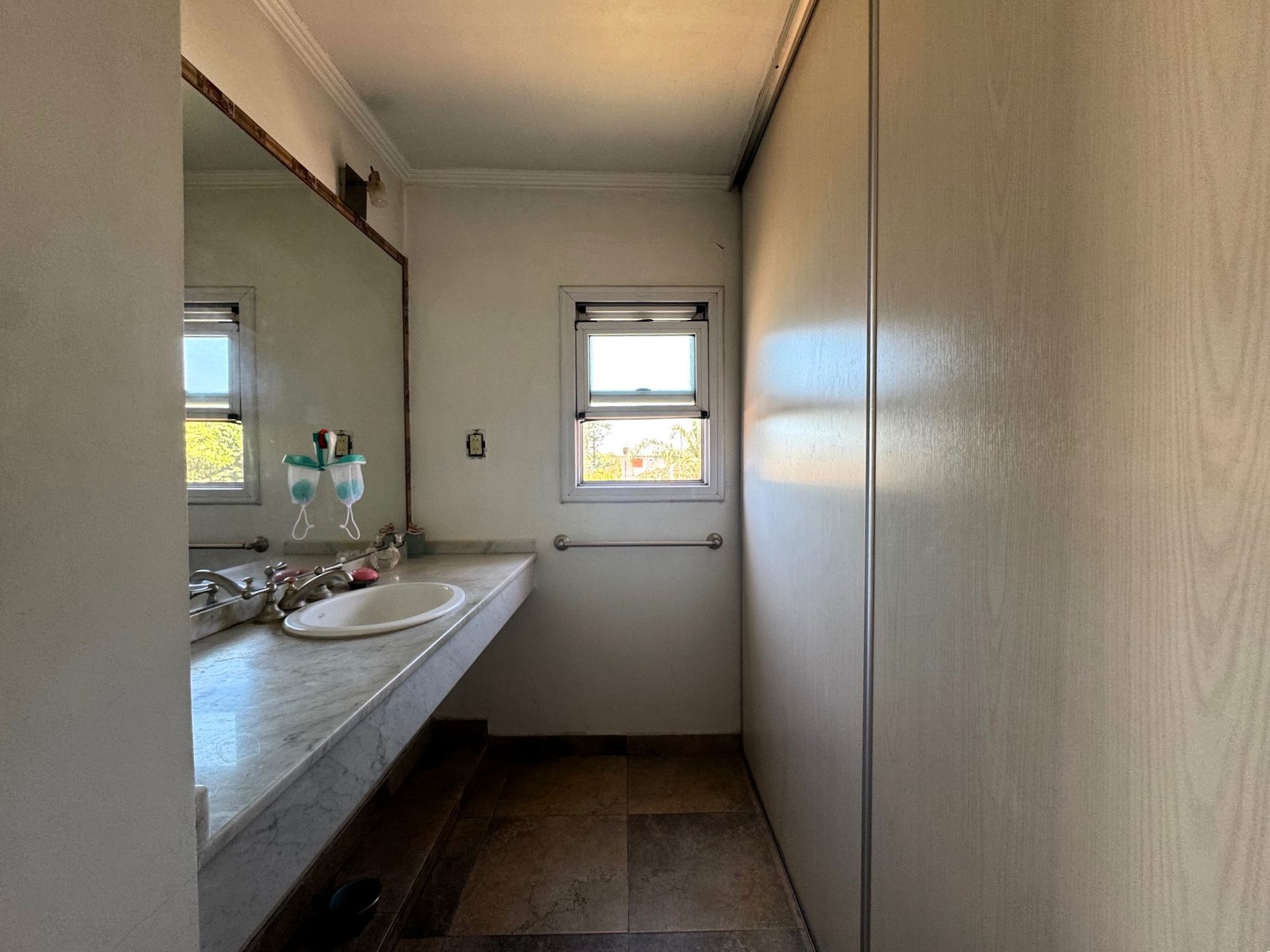 Casa en venta 4 dorm., pileta, jardín Don Torcuato