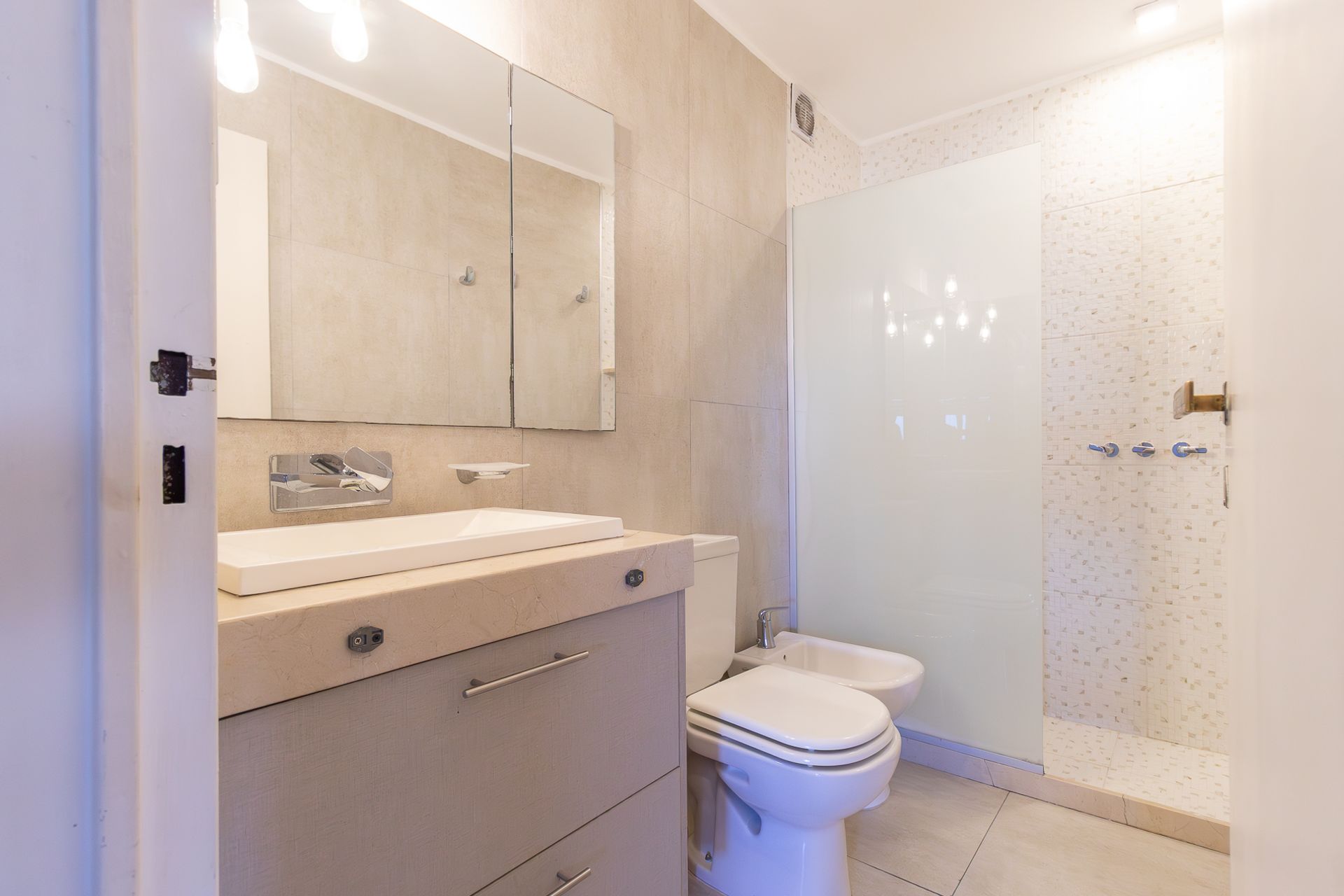 VENTA Depto 4 amb c/dep - Vista al Rio Piso Alto.