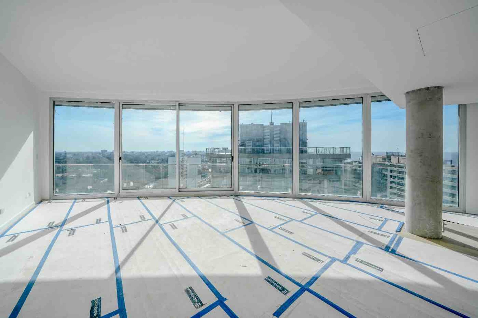 Sale of Triplex Libertador 5 Rooms New Infinity