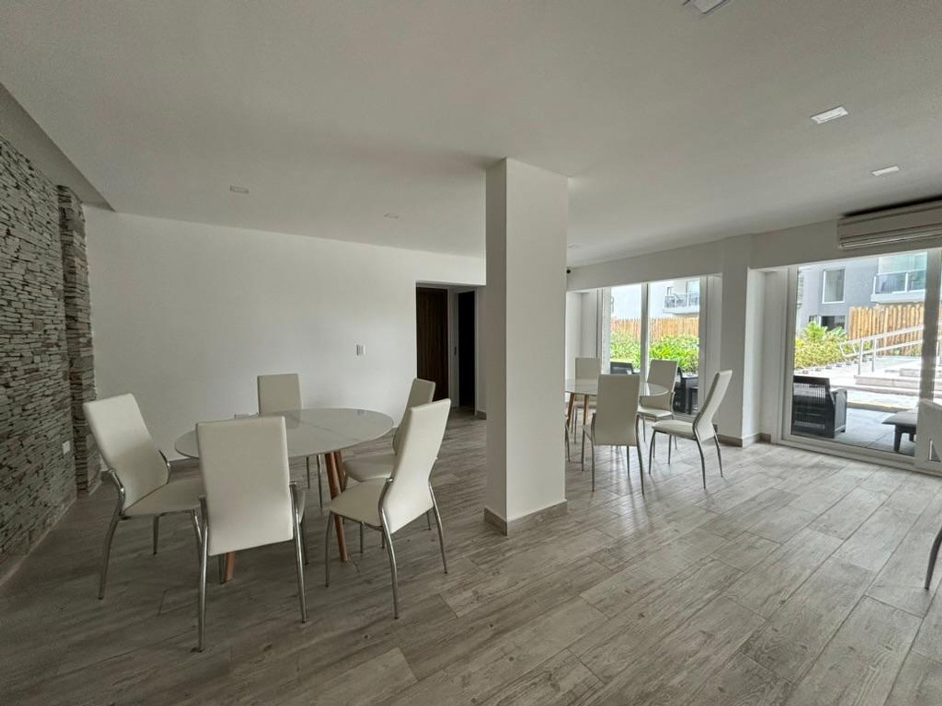 Venta Depto 4 amb Torres Cristal Nordelta