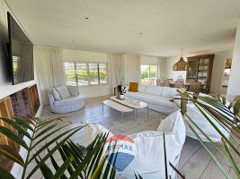 Modern House in Barbarita