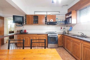 Venta Casa 5 Ambientes +Cochera 3 Autos V.martelli