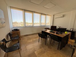 Venta Oficina Comercial 95m² Boulogne, San Isidro