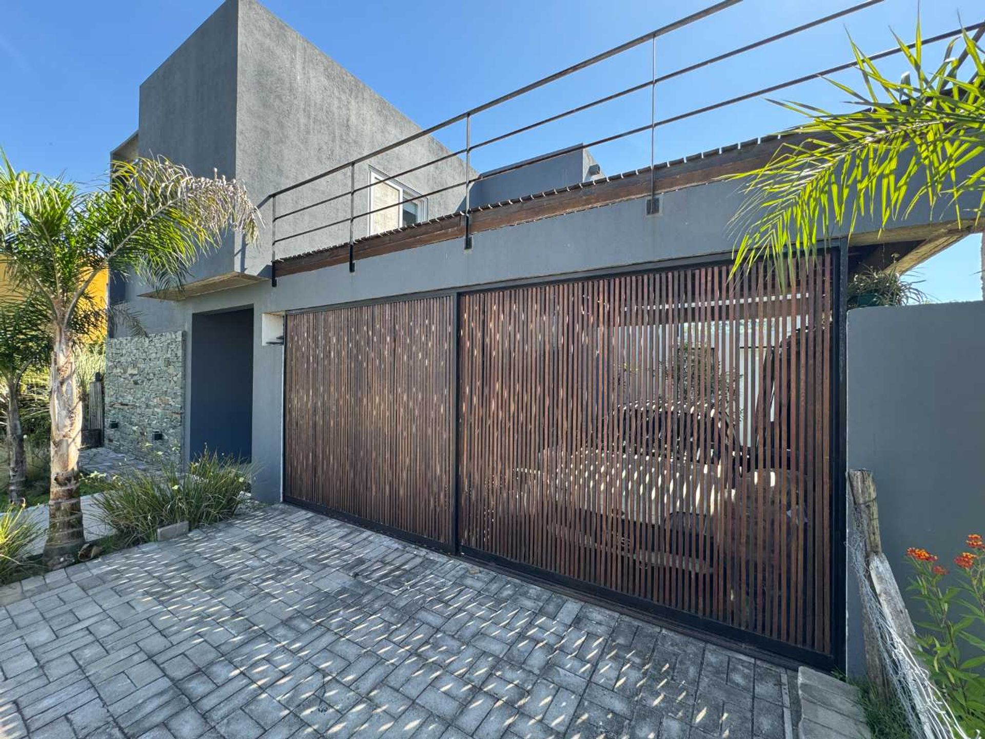 Venta Casa 5 Amb - Pileta Barrio Barbaritas Hidrom