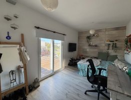 House for Sale – 5 rooms, pool, Barbaritas Hidrom neighborhood